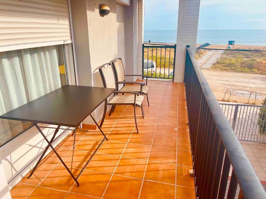 Apartamento En Primera Linea De Playa Дения Екстериор снимка